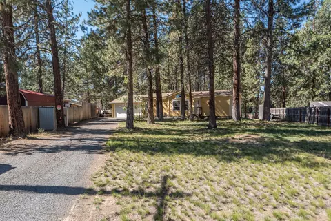 60451 Umatilla Cir, Bend, OR 97702 photo 3