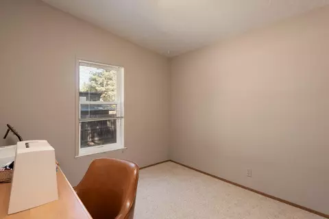 60451 Umatilla Cir, Bend, OR 97702 photo 26