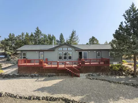 14040 SW Cinder Cone Loop, Terrebonne, OR 97760