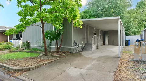 633 E Archwood Dr UNIT 12, Eagle Point, OR 97524 photo 5