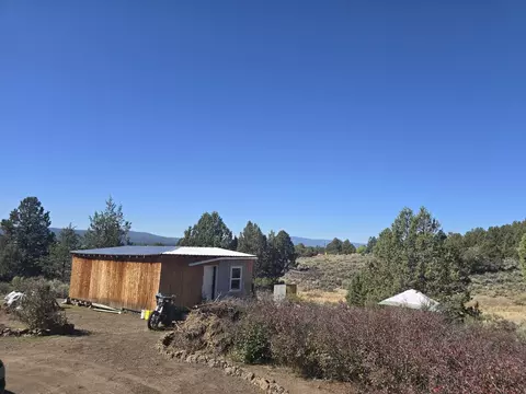 26814 Lassen Rd, Sprague River, OR 97639