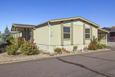 4200 Summers Ln UNIT 58, Klamath Falls, OR 97603