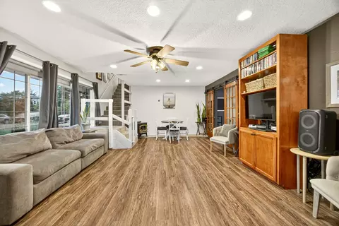Living - 342 Hazel St, Central Point, OR 97502 photo 1 of 1