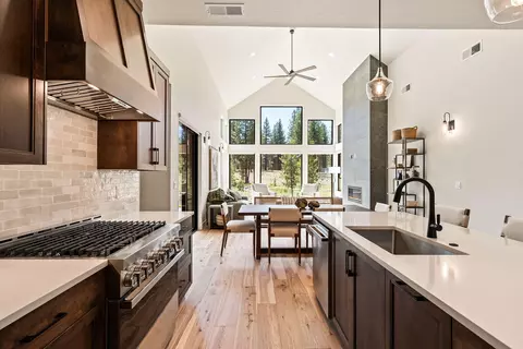 Kitchen - 18245 Forestbrook Loop #23, Bend, OR 97707 photo 3 of 3