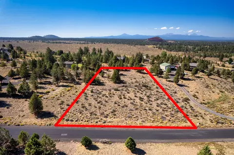 22535 Calgary Dr, Bend, OR 97702 photo 2