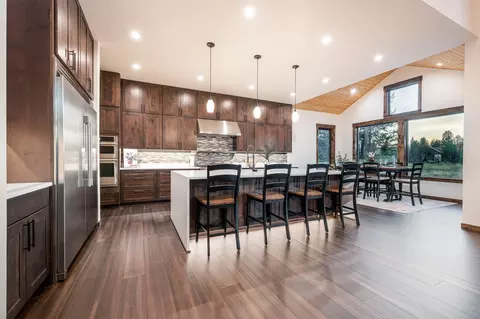 Kitchen - 56673 Glowstone Loop, Bend, OR 97707 photo 1 of 9