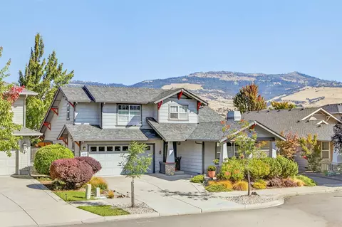 453 Williamson Way, Ashland, OR 97520