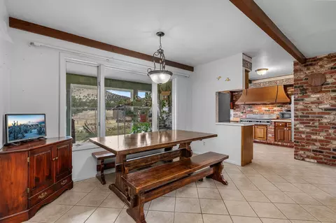 Dining - 19369 Us 26, Mitchell, OR 97750 photo 1 of 2