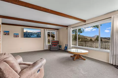 Living - 19369 Us 26, Mitchell, OR 97750 photo 3 of 3