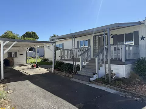 5076 Leonard Rd #93, Grants Pass, OR 97527