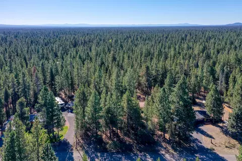View/Area - 15863 Dawn Rd, La Pine, OR 97739 photo 1 of 6