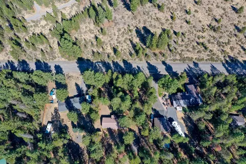 View/Area - 15863 Dawn Rd, La Pine, OR 97739 photo 5 of 6