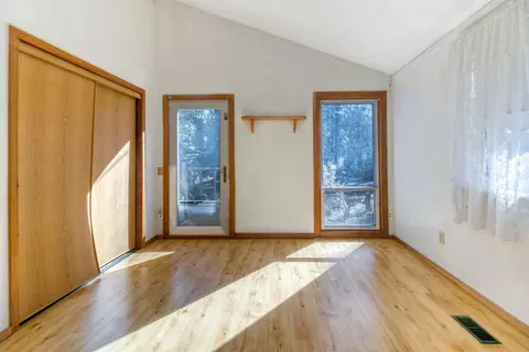 Bedroom - 15863 Dawn Rd, La Pine, OR 97739 photo 3 of 3