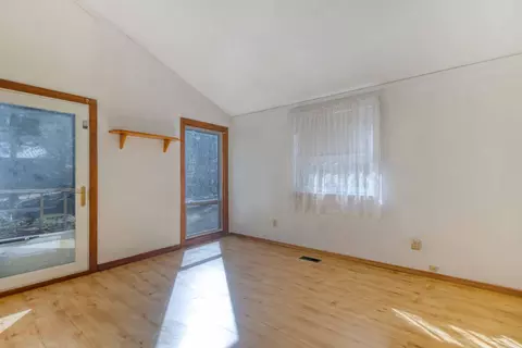 Bedroom - 15863 Dawn Rd, La Pine, OR 97739 photo 2 of 3