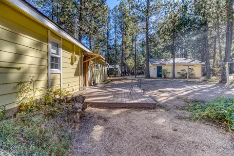 Exterior - 15863 Dawn Rd, La Pine, OR 97739 photo 4 of 18