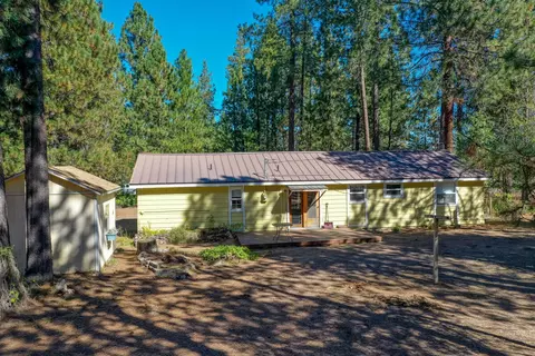 Exterior - 15863 Dawn Rd, La Pine, OR 97739 photo 13 of 18