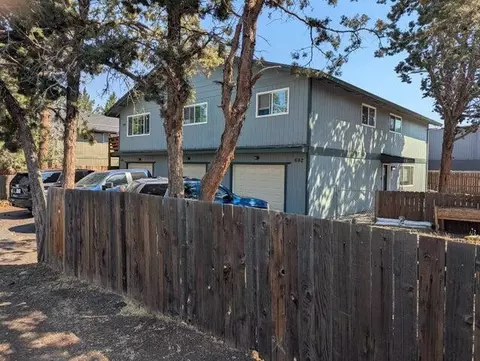 688 SE Centennial St, Bend, OR 97702