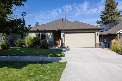 61194 Geary Dr, Bend, OR 97702