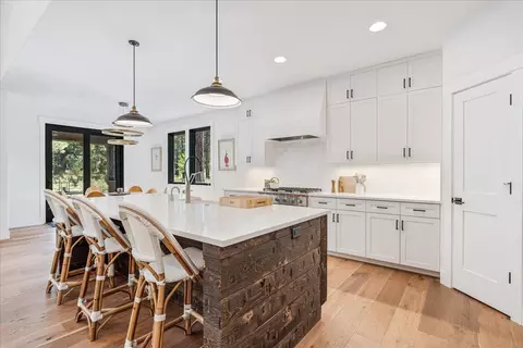 Kitchen - 56278 Sable Rock Loop, Bend, OR 97707 photo 1 of 5