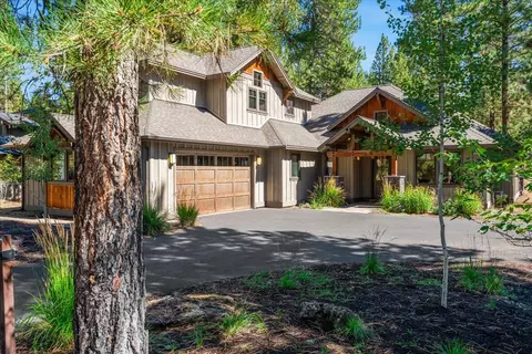 Exterior - 56278 Sable Rock Loop, Bend, OR 97707 photo 2 of 13