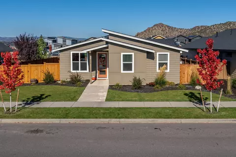 758 NE Whistle Way, Prineville, OR 97754