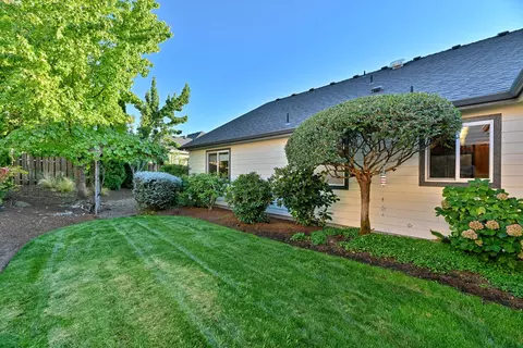 389 Leandra Ln, Eagle Point, OR 97524 photo 42