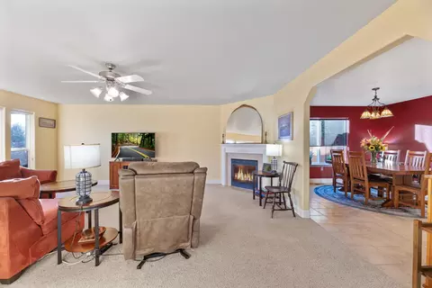 389 Leandra Ln, Eagle Point, OR 97524 photo 29