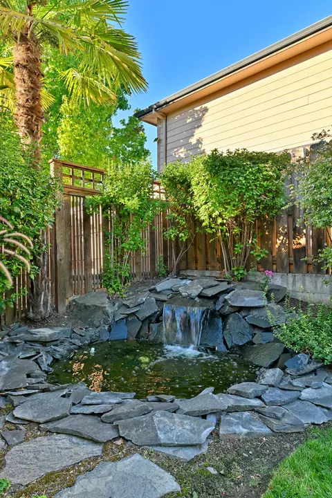 389 Leandra Ln, Eagle Point, OR 97524 photo 38