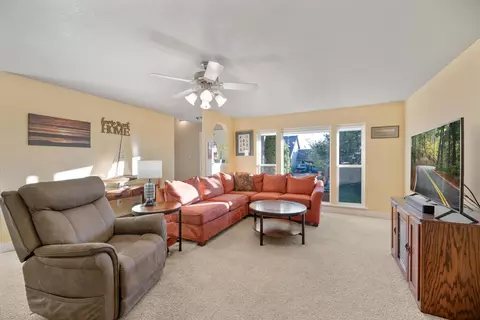 389 Leandra Ln, Eagle Point, OR 97524 photo 32