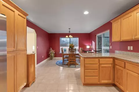 389 Leandra Ln, Eagle Point, OR 97524 photo 13