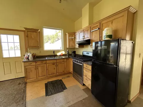 Kitchen - 16240 Lost Coyote Ln, Mitchell, OR 97750 photo 1 of 1