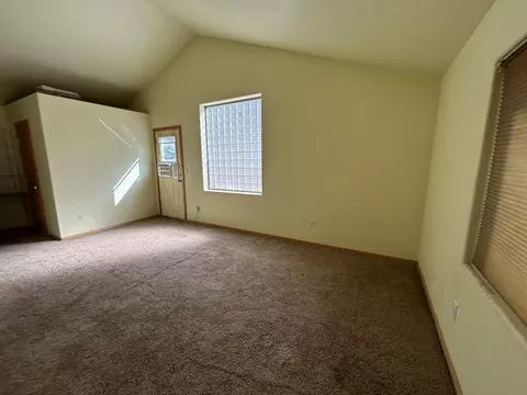 Living - 16240 Lost Coyote Ln, Mitchell, OR 97750 photo 5 of 5