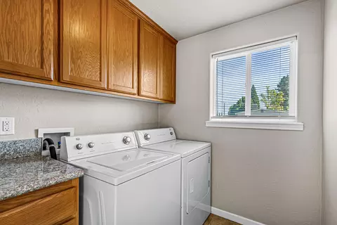 Other - 816 Ash St, Central Point, OR 97502 photo 2 of 3