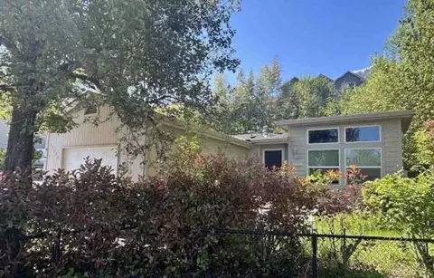 21720 NE Palisade Pl, Fairview, OR 97024