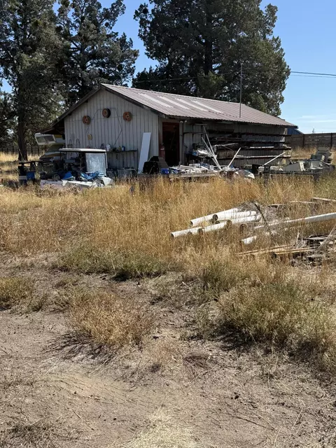 Exterior - 65655 Cline Falls Rd, Bend, OR 97703 photo 3 of 4
