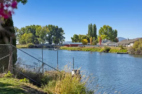 View/Area - 32314 Rivers Dr, Chiloquin, OR 97624 photo 2 of 12