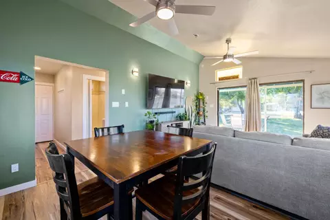 Dining - 32314 Rivers Dr, Chiloquin, OR 97624 photo 2 of 2