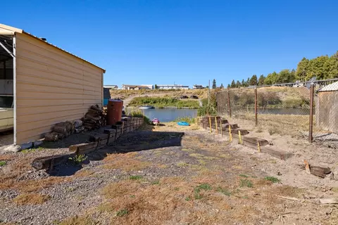 Exterior - 32314 Rivers Dr, Chiloquin, OR 97624 photo 10 of 16