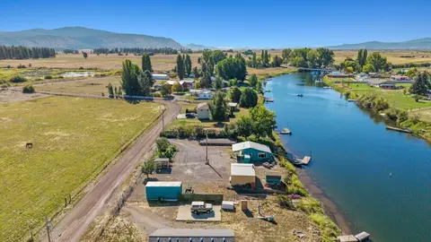 View/Area - 32314 Rivers Dr, Chiloquin, OR 97624 photo 9 of 12