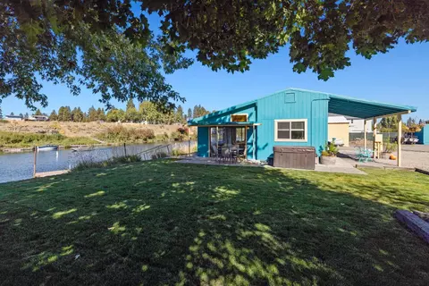 Exterior - 32314 Rivers Dr, Chiloquin, OR 97624 photo 1 of 16