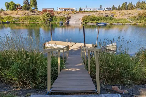 View/Area - 32314 Rivers Dr, Chiloquin, OR 97624 photo 3 of 12