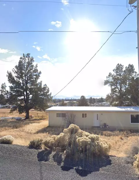 21035 Robin Ave, Bend, OR 97703