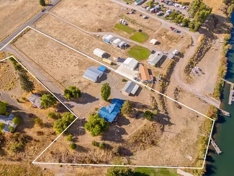 View/Area - 32311 Modoc Point Rd, Chiloquin, OR 97624 photo 18 of 24