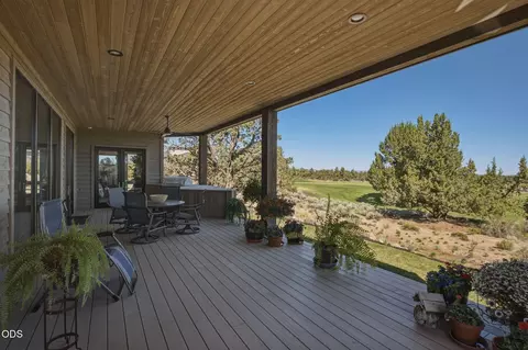 Exterior - 22936 Ghost Tree Ln, Bend, OR 97701 photo 1 of 9