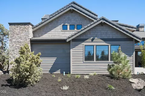 Exterior - 22936 Ghost Tree Ln, Bend, OR 97701 photo 6 of 9