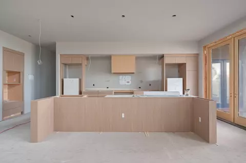 Kitchen - 22936 Ghost Tree Ln, Bend, OR 97701 photo 2 of 2
