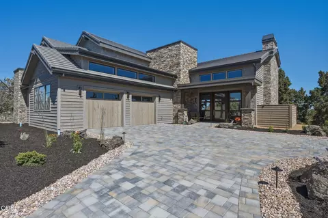 22936 Ghost Tree Ln, Bend, OR 97701