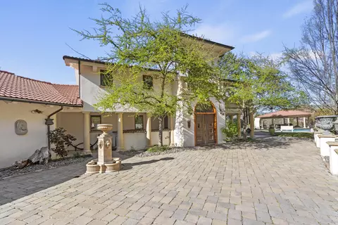 3721 Old Highway 99 S, Ashland, OR 97520