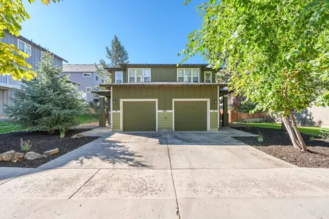 1102 NE Kayak Loop, Bend, OR 97701