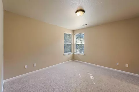 1102 NE Kayak Loop, Bend, OR 97701 photo 23